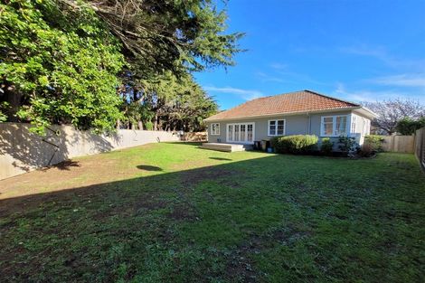 Photo of property in 11 Seddon Street, Naenae, Lower Hutt, 5011