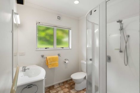 Photo of property in 121 Pacific View Drive, Whangamata, 3620