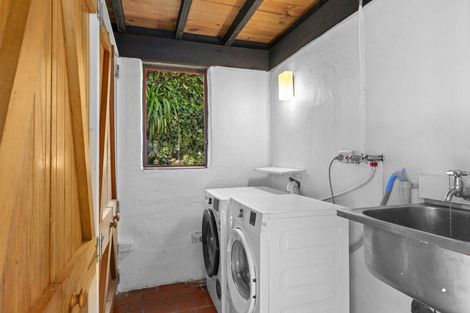 Photo of property in 22 Rakeiora Grove, Korokoro, Lower Hutt, 5012