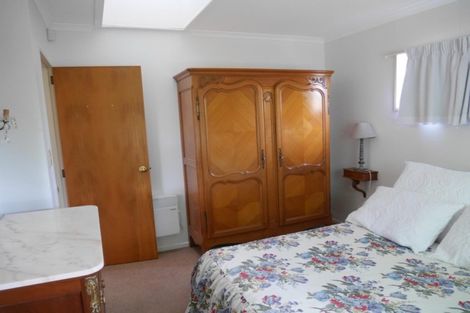 Photo of property in 1/3 Centaurus Road, Cashmere, Christchurch, 8022