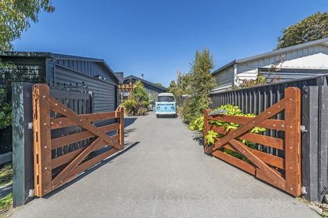 Photo of property in 11 Swindells Road, Waikuku Beach, 7473