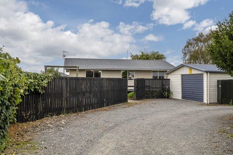Photo of property in 82 Gilberthorpes Road, Hei Hei, Christchurch, 8042