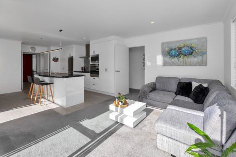 Photo of property in 10 Pukeko Street, Ruakaka, 0116