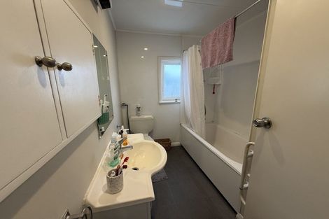 Photo of property in 23 Happy Valley Road, Owhiro Bay, Wellington, 6023