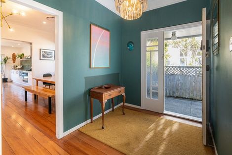 Photo of property in 15 Campbell Street, Karori, Wellington, 6012