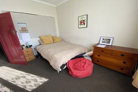 Photo of property in 12 Lyndhurst Street, Takaro, Palmerston North, 4412