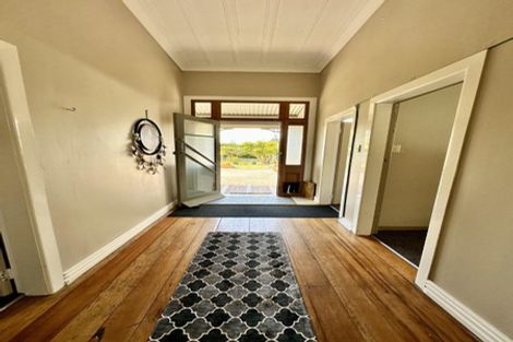 Photo of property in 58 Seymour Street, Waitara, 4320