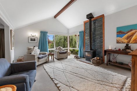 Photo of property in 16 Solway Street, Holmes Hill, Oamaru, 9401