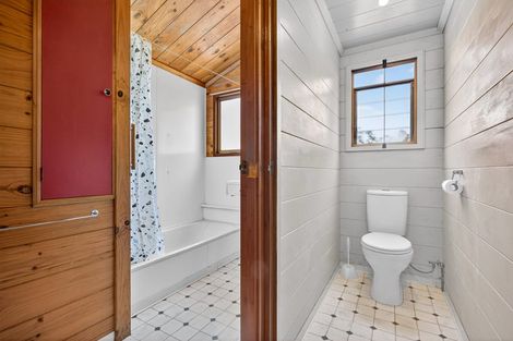 Photo of property in 14 Sunset Street, Hilltop, Taupo, 3330