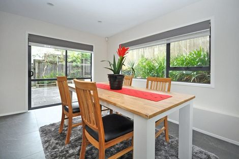 Photo of property in 1b George Laurenson Lane, Mount Roskill, Auckland, 1041