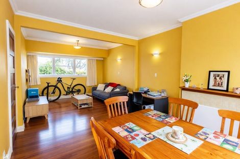 Photo of property in 39 Thornycroft Avenue, Epuni, Lower Hutt, 5011