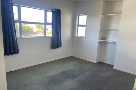 Photo of property in 15a Marjory Close, Broadmeadows, Wellington, 6035