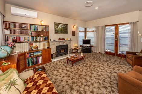 Photo of property in 13 Cradock Street, South New Brighton, Christchurch, 8062