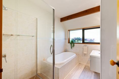 Photo of property in 5 Shalamar Drive, Cashmere, Christchurch, 8022