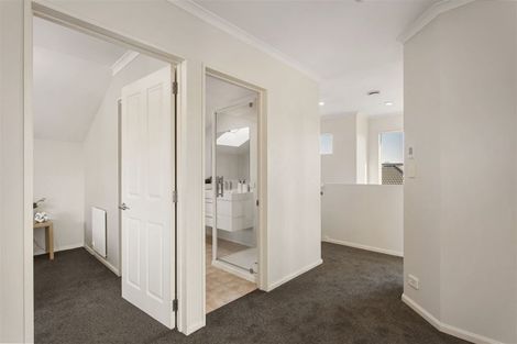 Photo of property in 18 Scarlet Lane, Redwood, Christchurch, 8051