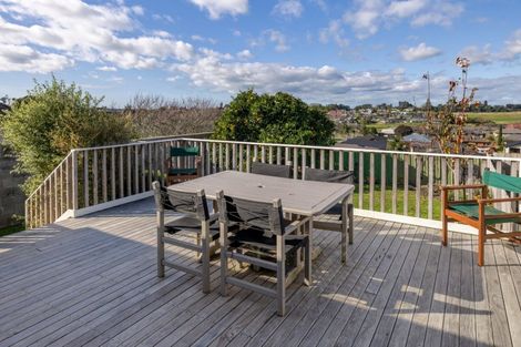 Photo of property in 50c Oxford Street, Te Puke, 3119