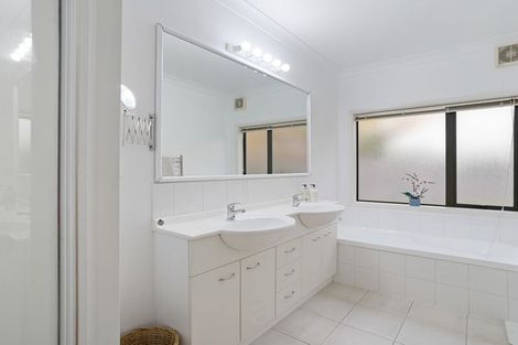 Photo of property in 28 Puhara Avenue, Parklands, Christchurch, 8083