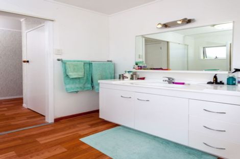 Photo of property in 5 Panorama Avenue, Ferry Landing, Whitianga, 3591