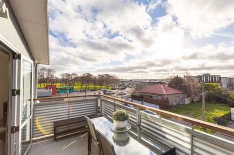 Photo of property in 3/8 Hutcheson Street, Sydenham, Christchurch, 8023