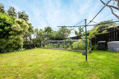 Photo of property in 8 Tui Terrace, Tawa, Wellington, 5028