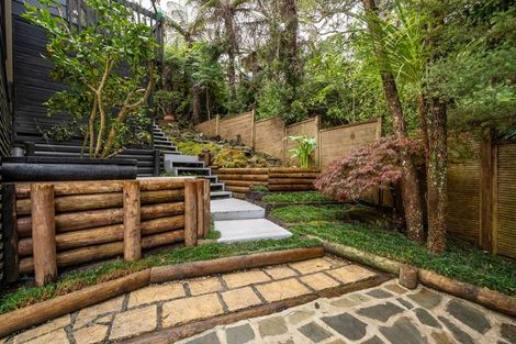 Photo of property in 2/33 Sapphire Place, Bayview, Auckland, 0629