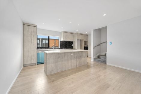 Photo of property in 7 Meritage Lane, Te Atatu South, Auckland, 0610