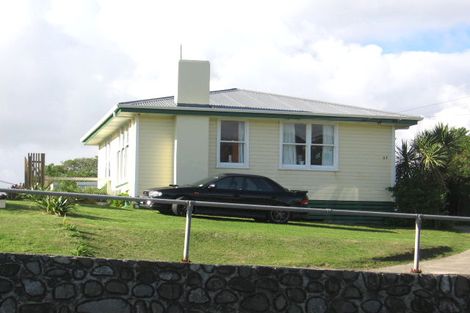 Photo of property in 97 Te Pene Avenue, Titahi Bay, Porirua, 5022