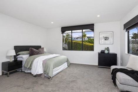 Photo of property in 1/8 Aotearoa Terrace, Murrays Bay, Auckland, 0630