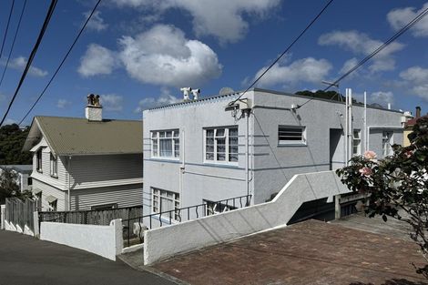 Photo of property in 9 Lewisville Terrace, Thorndon, Wellington, 6011