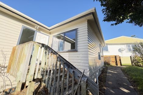 Photo of property in 86b Royal View Road, Te Atatu South, Auckland, 0610