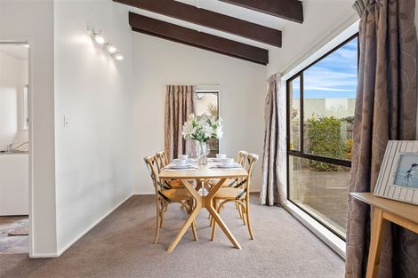 Photo of property in 2/32 Patterson Terrace, Halswell, Christchurch, 8025