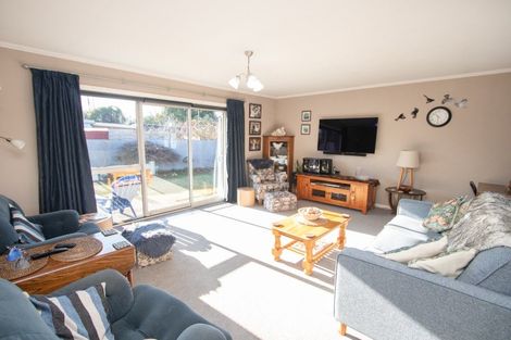 Photo of property in 39 Buckleys Terrace, Tinwald, Ashburton, 7700