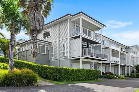 Photo of property in 60 Landmark Terrace, Orewa, 0931