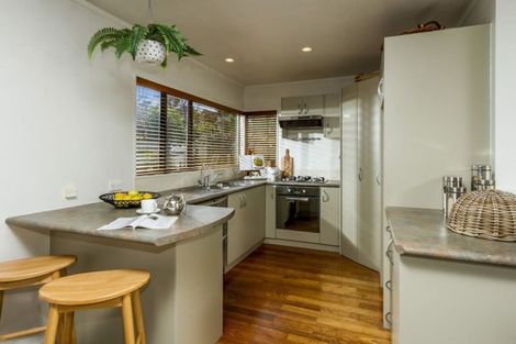 Photo of property in 1/112 Seaview Road, Glenfield, Auckland, 0629