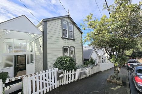Photo of property in 8 Saint Mary Street, Thorndon, Wellington, 6011