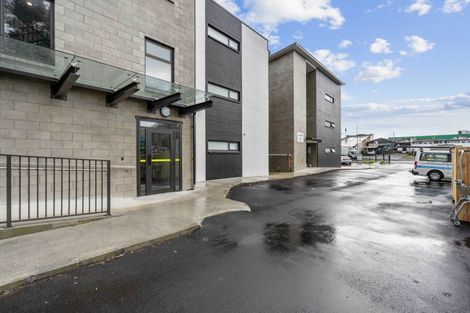 Photo of property in 209/40 East Street, Papakura, 2110