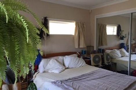 Photo of property in 2a Fenton Circus, Orakei, Auckland, 1071