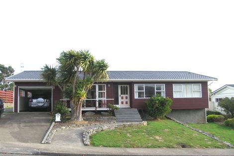 Photo of property in 87 Baylands Drive, Newlands, Wellington, 6037