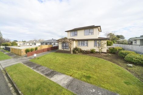 Photo of property in 27 Galway Avenue, Hokowhitu, Palmerston North, 4410