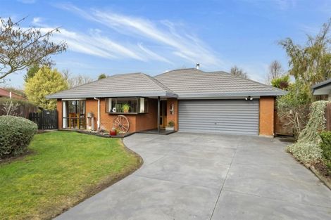 Photo of property in 4 Hossack Close, Belfast, Christchurch, 8051