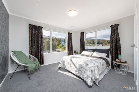 Photo of property in 118 Norana Road, Timberlea, Upper Hutt, 5018