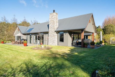 Photo of property in 3 Chestnut Grove, Acacia Bay, Taupo, 3385