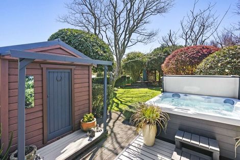 Photo of property in 28 Rossiter Crescent, Lynmouth, New Plymouth, 4310