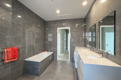 Photo of property in 633 Queen Sh25 Street, Thames, 3500