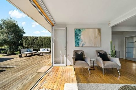 Photo of property in 54 Abbotts Way, Remuera, Auckland, 1050