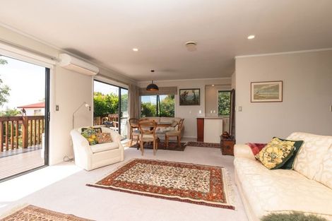 Photo of property in 17 Te Atatu Road, Te Atatu South, Auckland, 0610