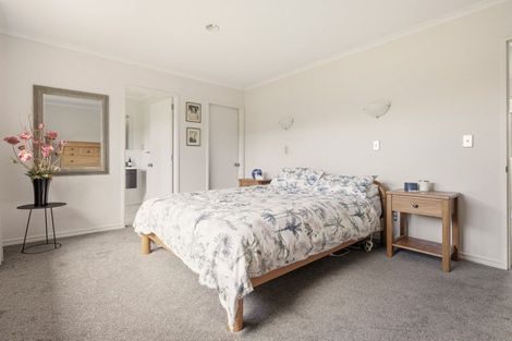 Photo of property in 55 Tuihana Drive, Papamoa Beach, Papamoa, 3118