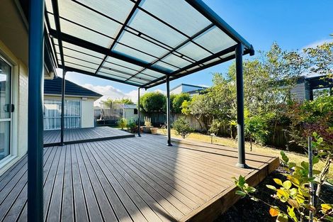Photo of property in 5 Catlins Place, Fairview Heights, Auckland, 0632