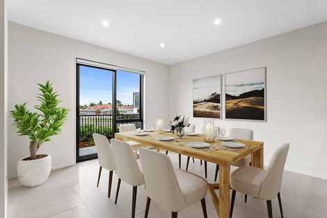 Photo of property in 28 Viridian Avenue, Rosehill, Papakura, 2113