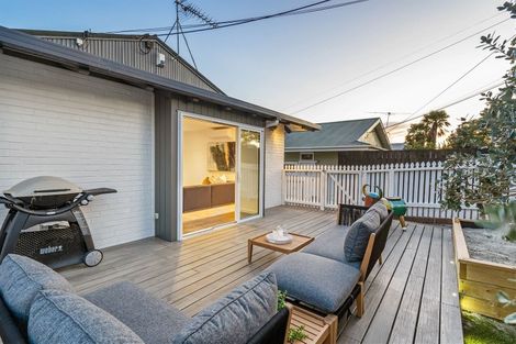 Photo of property in 2/16 Bracken Avenue, Takapuna, Auckland, 0622